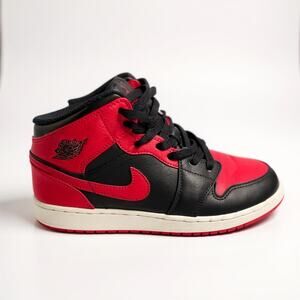 Nike Air Jordan 1 Mid Banned Black Red  Bred Retro Shoes GS 6 Youth Excellent